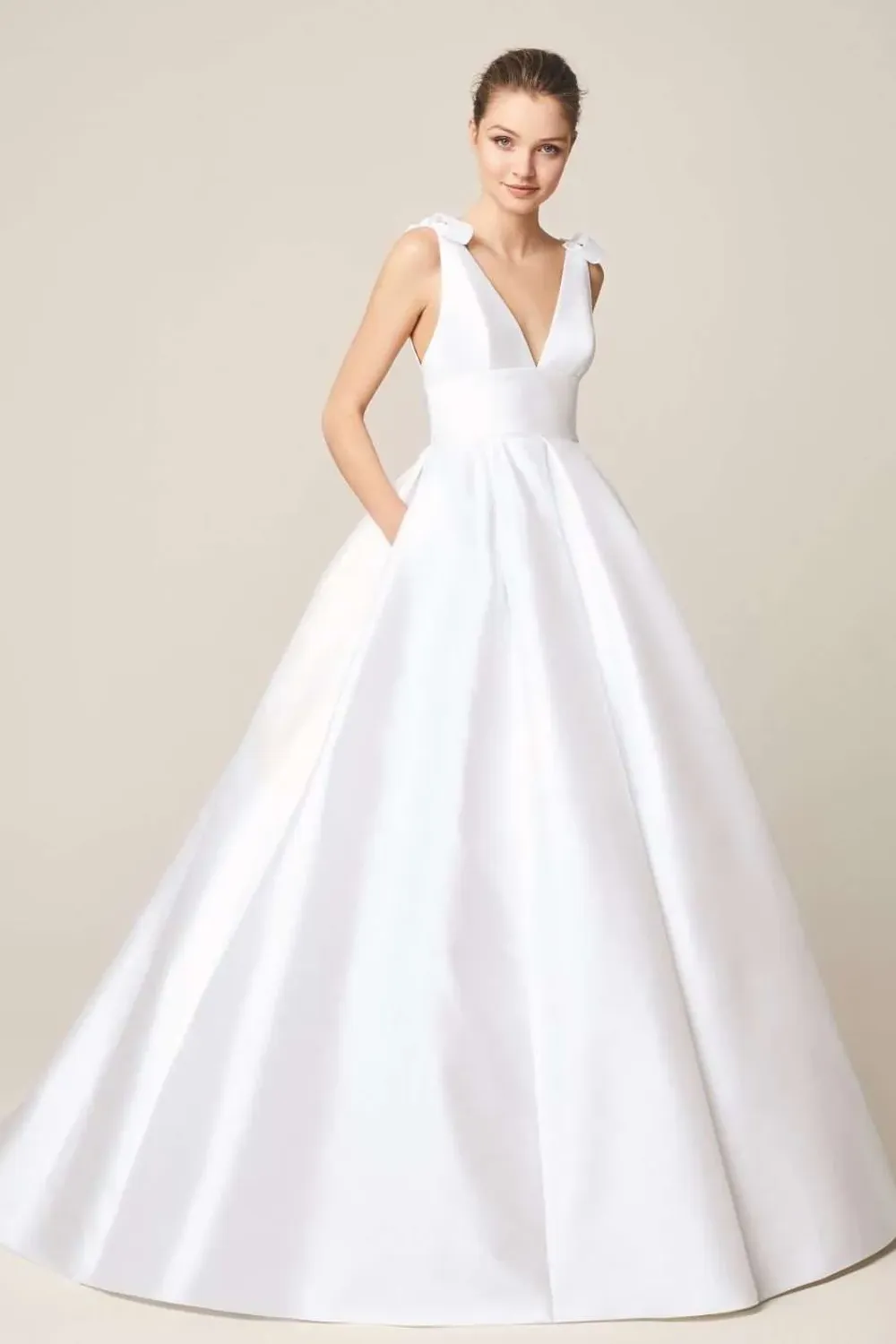 933 with Veil - Image 6