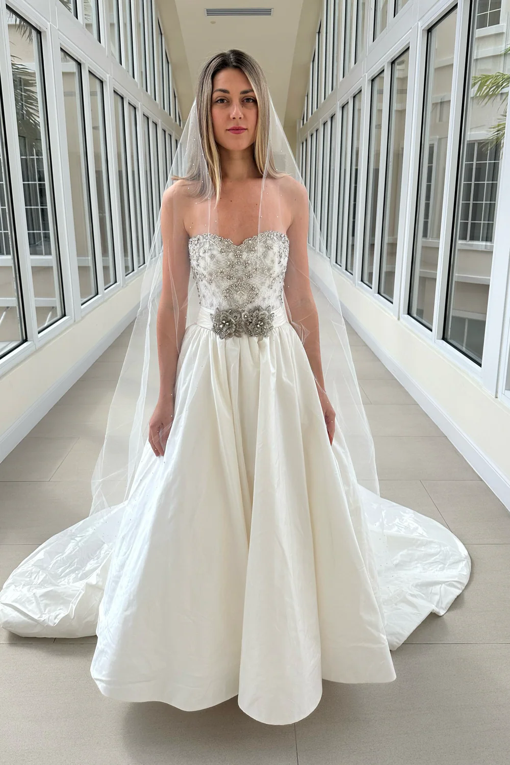 Antoinette - Image 2