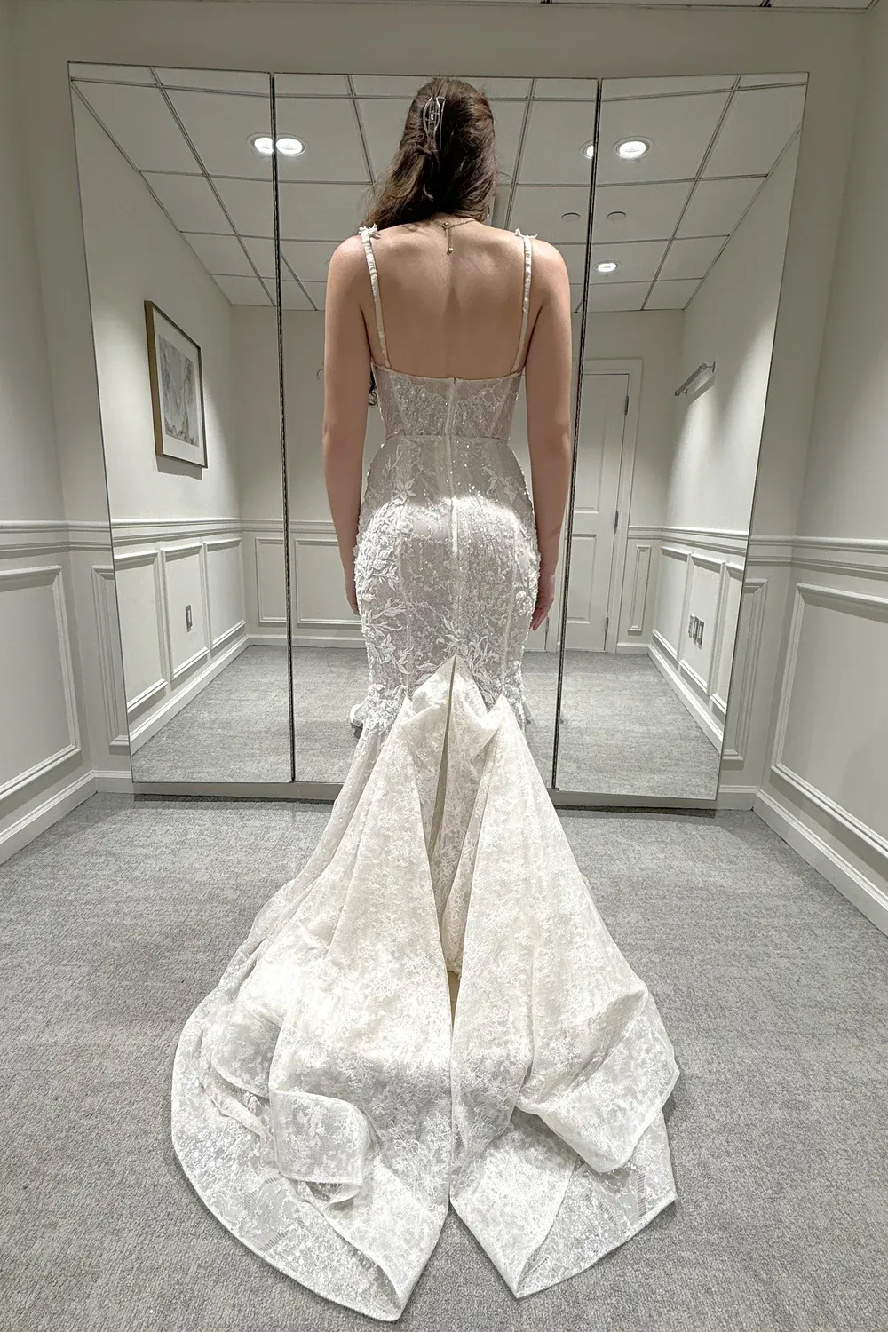 Berta Wedding Dress - Image 2
