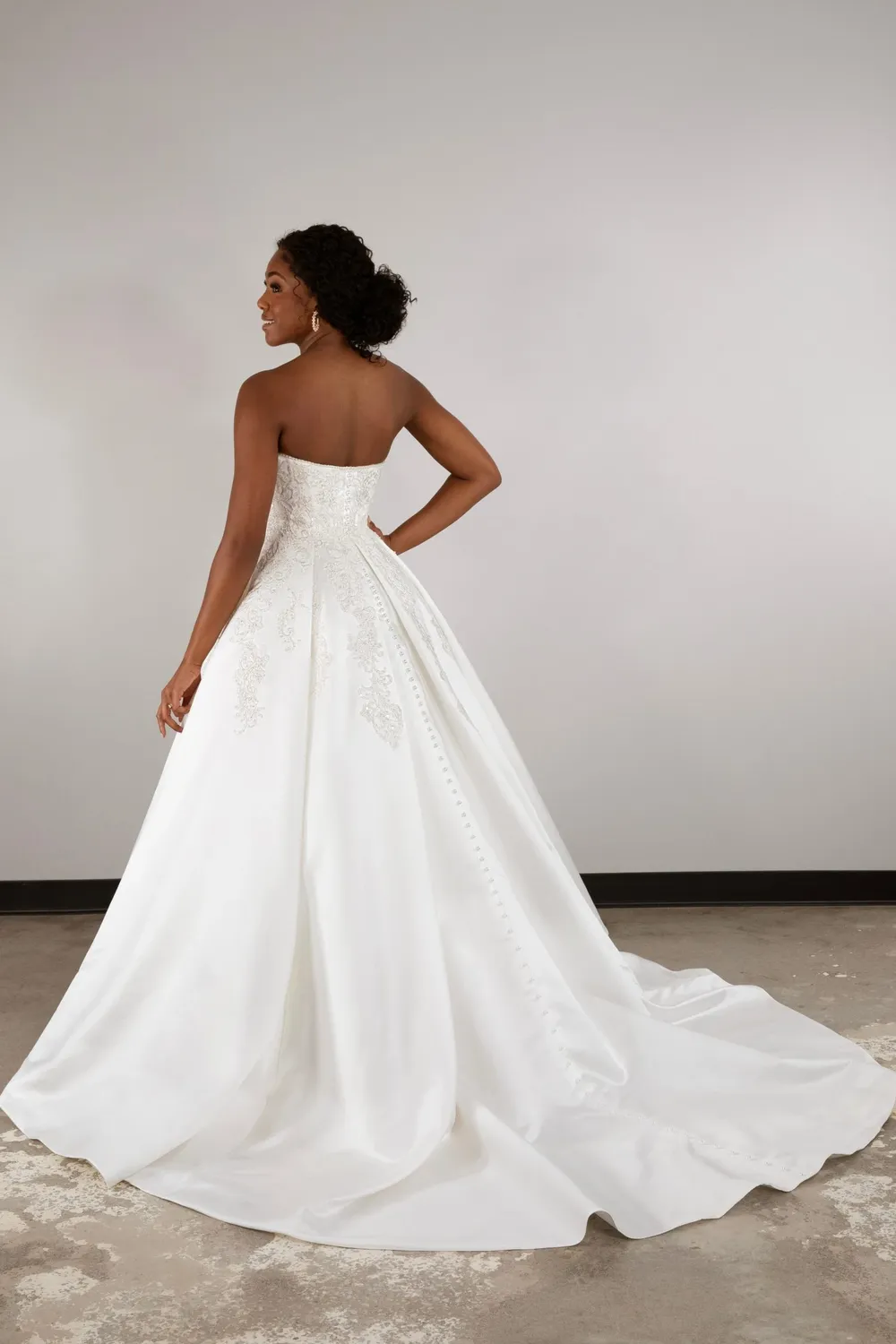 D3977 - Image 2